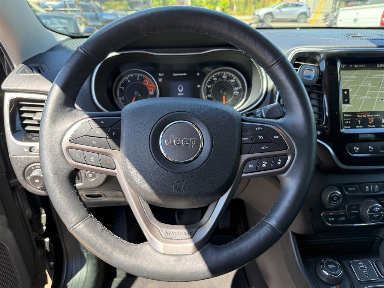 2019 Jeep Cherokee Limited 4X4 ADAPTIVE CRUISE LEATHER - Photo 19 - Portland, OR 97211