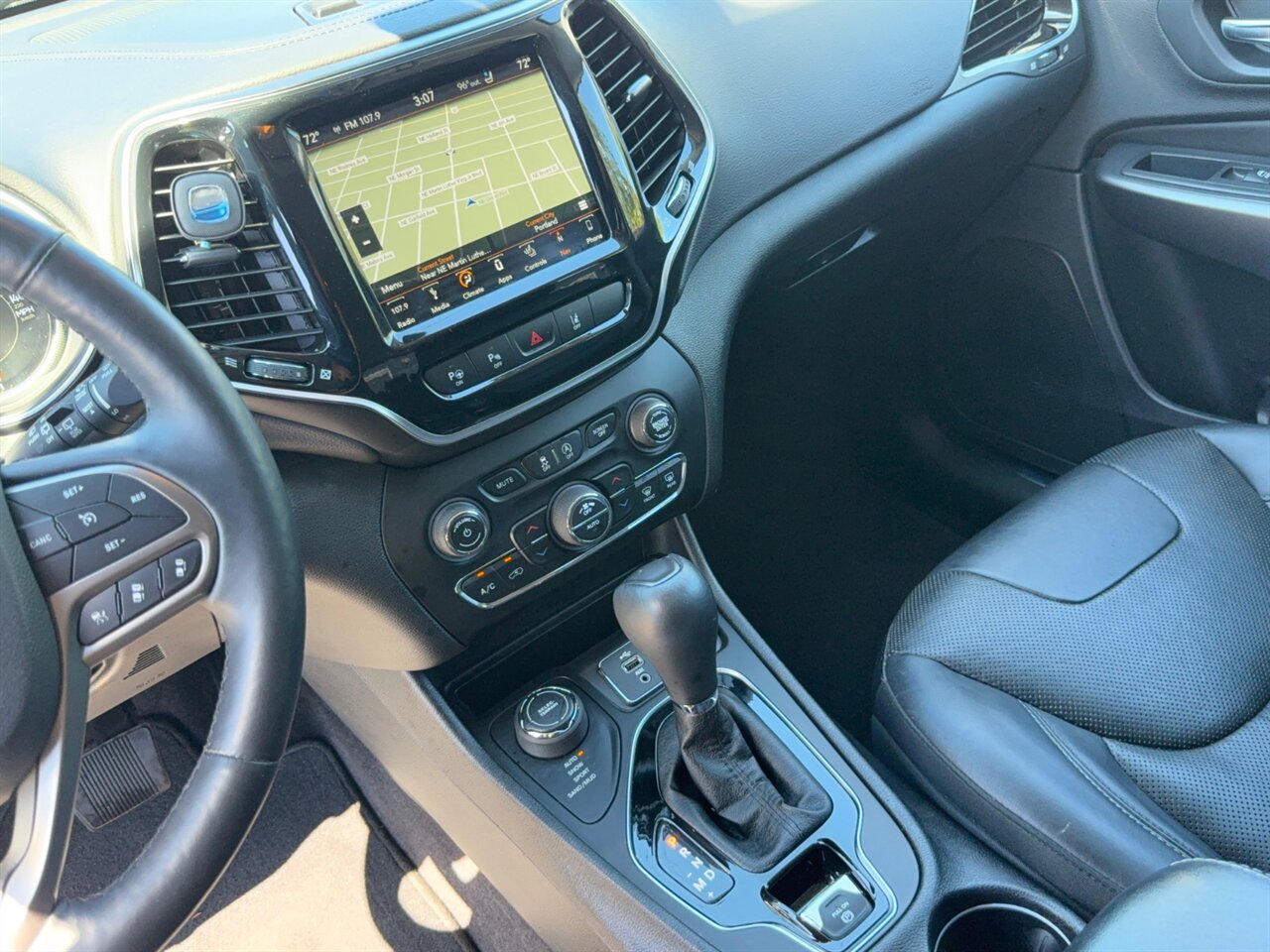 2019 Jeep Cherokee Limited 4X4 ADAPTIVE CRUISE LEATHER - Photo 27 - Portland, OR 97211