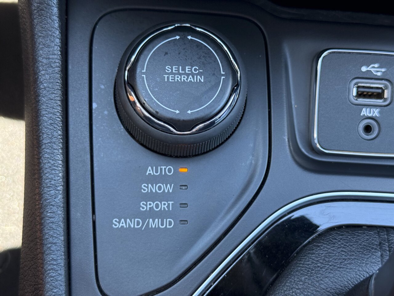 2019 Jeep Cherokee Limited 4X4 ADAPTIVE CRUISE LEATHER - Photo 25 - Portland, OR 97211