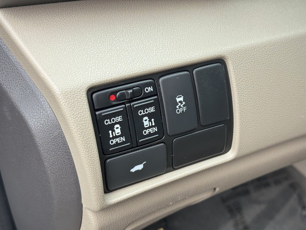 2013 Honda Odyssey EX-L   - Photo 24 - Portland, OR 97211