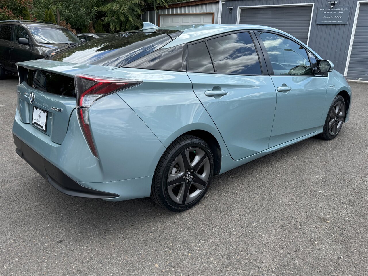 2016 Toyota Prius Three Touring ADAPTIVE CRUISE BACKUP CAMERA - Photo 8 - Portland, OR 97211