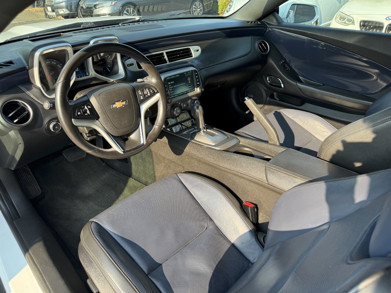 2015 Chevrolet Camaro LT - Photo 2 - Portland, OR 97211