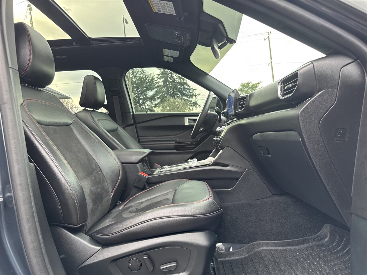 2023 Ford Explorer ST-Line AWD LOADED ONLY 16K MILES   - Photo 21 - Portland, OR 97211