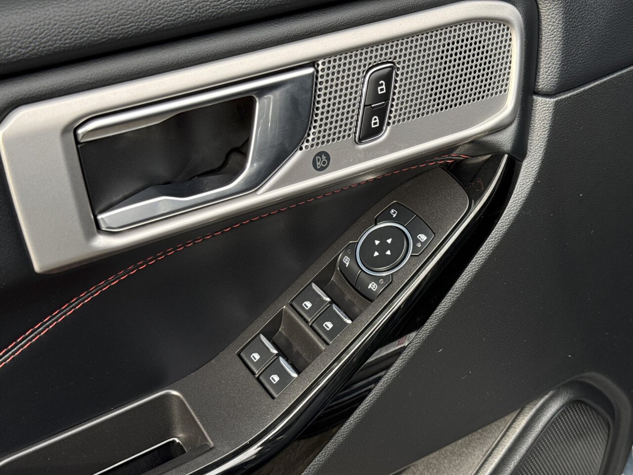 2023 Ford Explorer ST-Line AWD LOADED ONLY 16K MILES   - Photo 23 - Portland, OR 97211