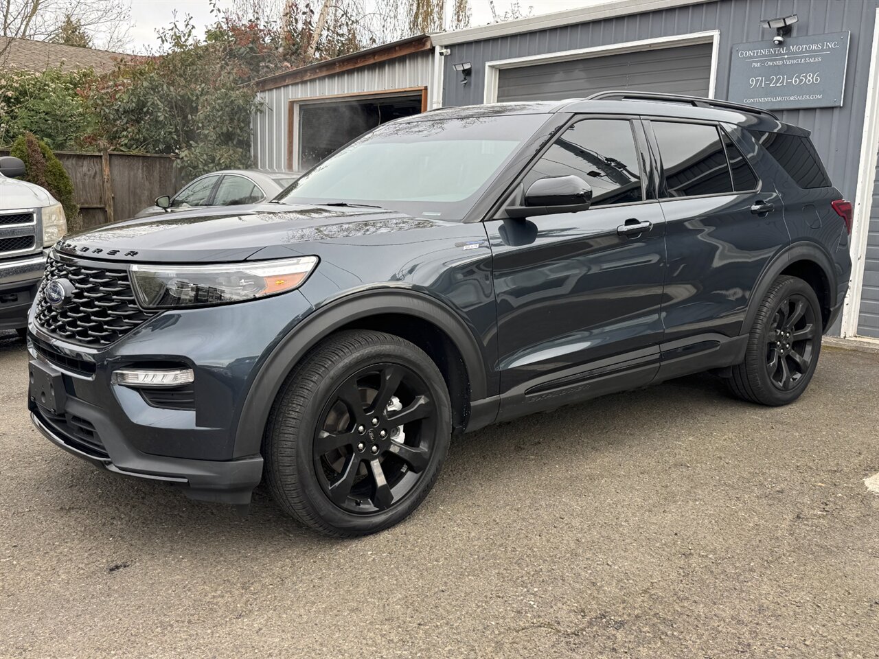 2023 Ford Explorer ST-Line AWD LOADED ONLY 16K MILES   - Photo 3 - Portland, OR 97211