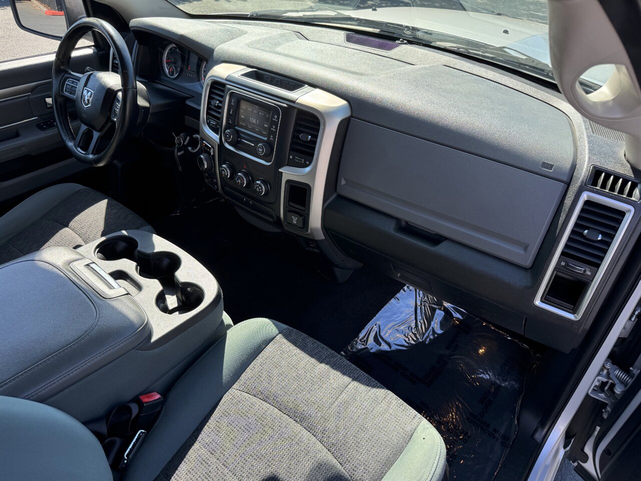 2014 RAM 1500 SLT 4x4 NEW TIRES 5.7 HEMI   - Photo 17 - Portland, OR 97211