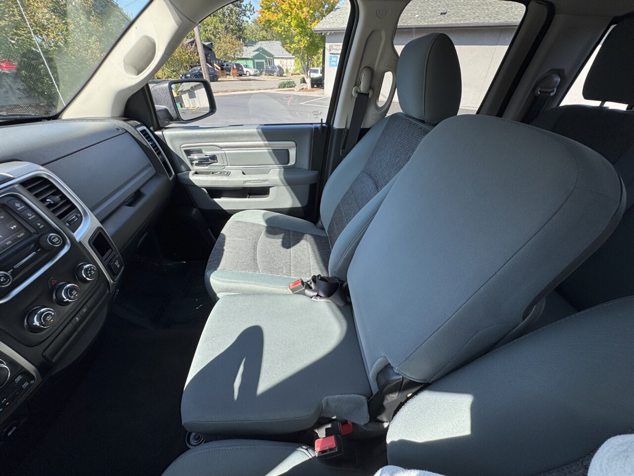 2014 RAM 1500 SLT 4x4 NEW TIRES 5.7 HEMI   - Photo 32 - Portland, OR 97211