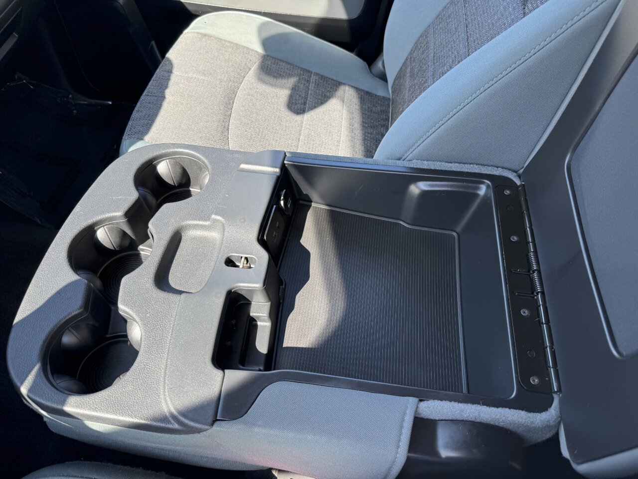 2014 RAM 1500 SLT 4x4 NEW TIRES 5.7 HEMI   - Photo 31 - Portland, OR 97211