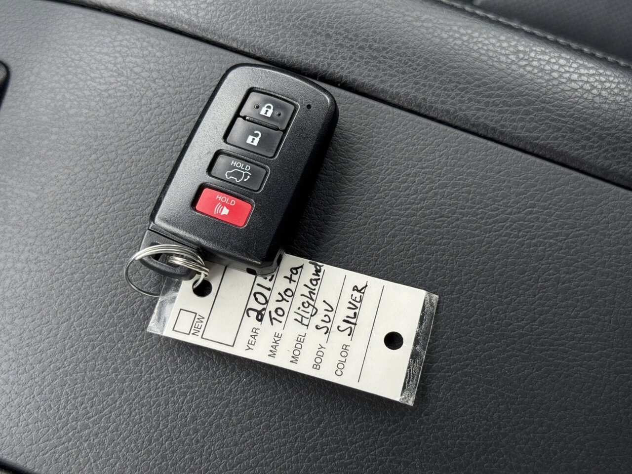 2015 Toyota Highlander Limited AWD NAV ADAPTIVE ONLY 61K MILES - Photo 41 - Portland, OR 97211