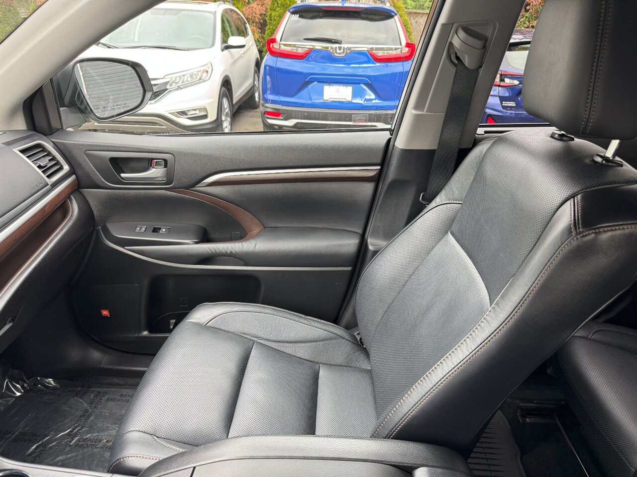 2015 Toyota Highlander Limited AWD NAV ADAPTIVE ONLY 61K MILES - Photo 31 - Portland, OR 97211