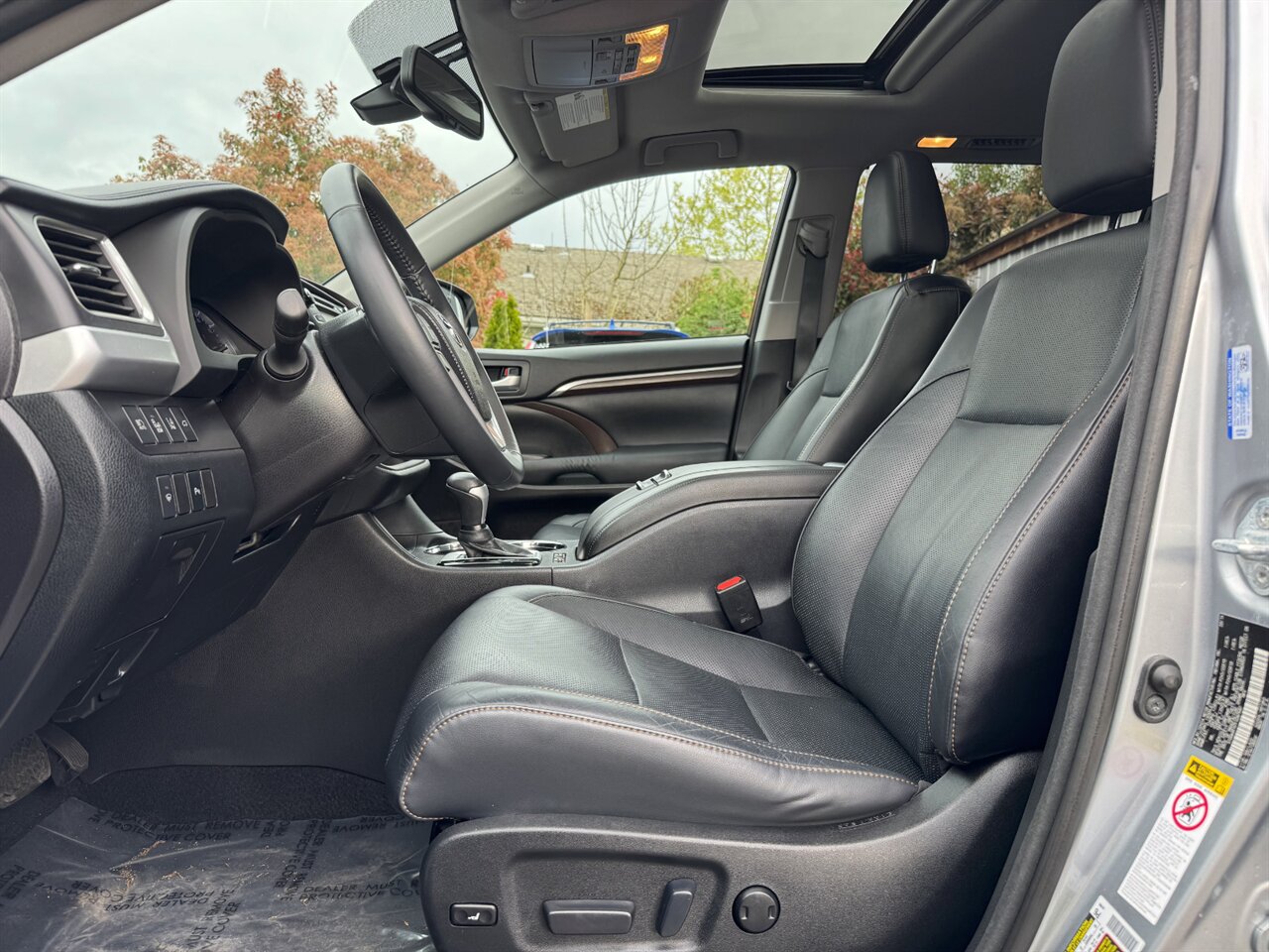 2015 Toyota Highlander Limited AWD NAV ADAPTIVE ONLY 61K MILES - Photo 11 - Portland, OR 97211