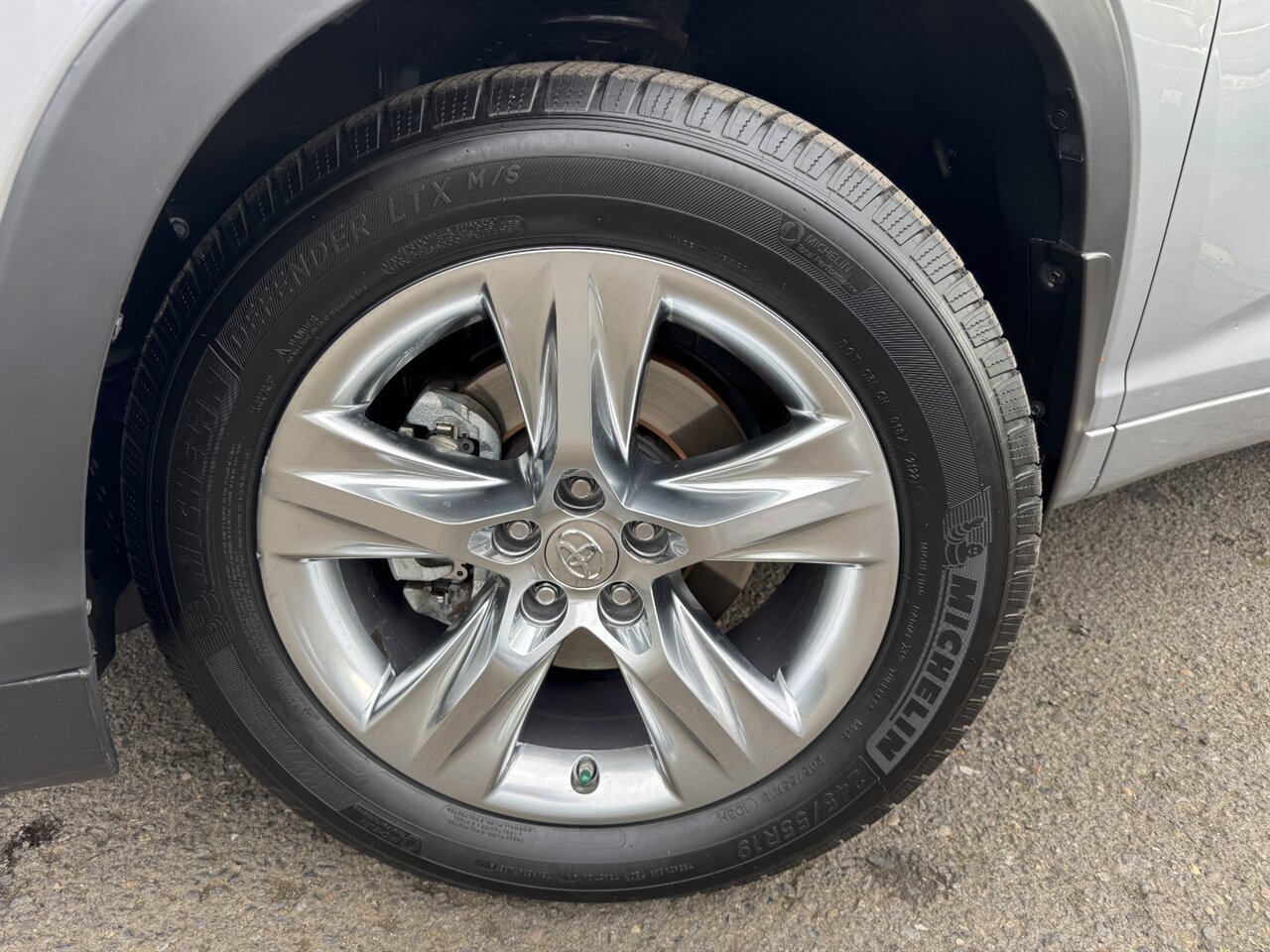 2015 Toyota Highlander Limited AWD NAV ADAPTIVE ONLY 61K MILES - Photo 37 - Portland, OR 97211