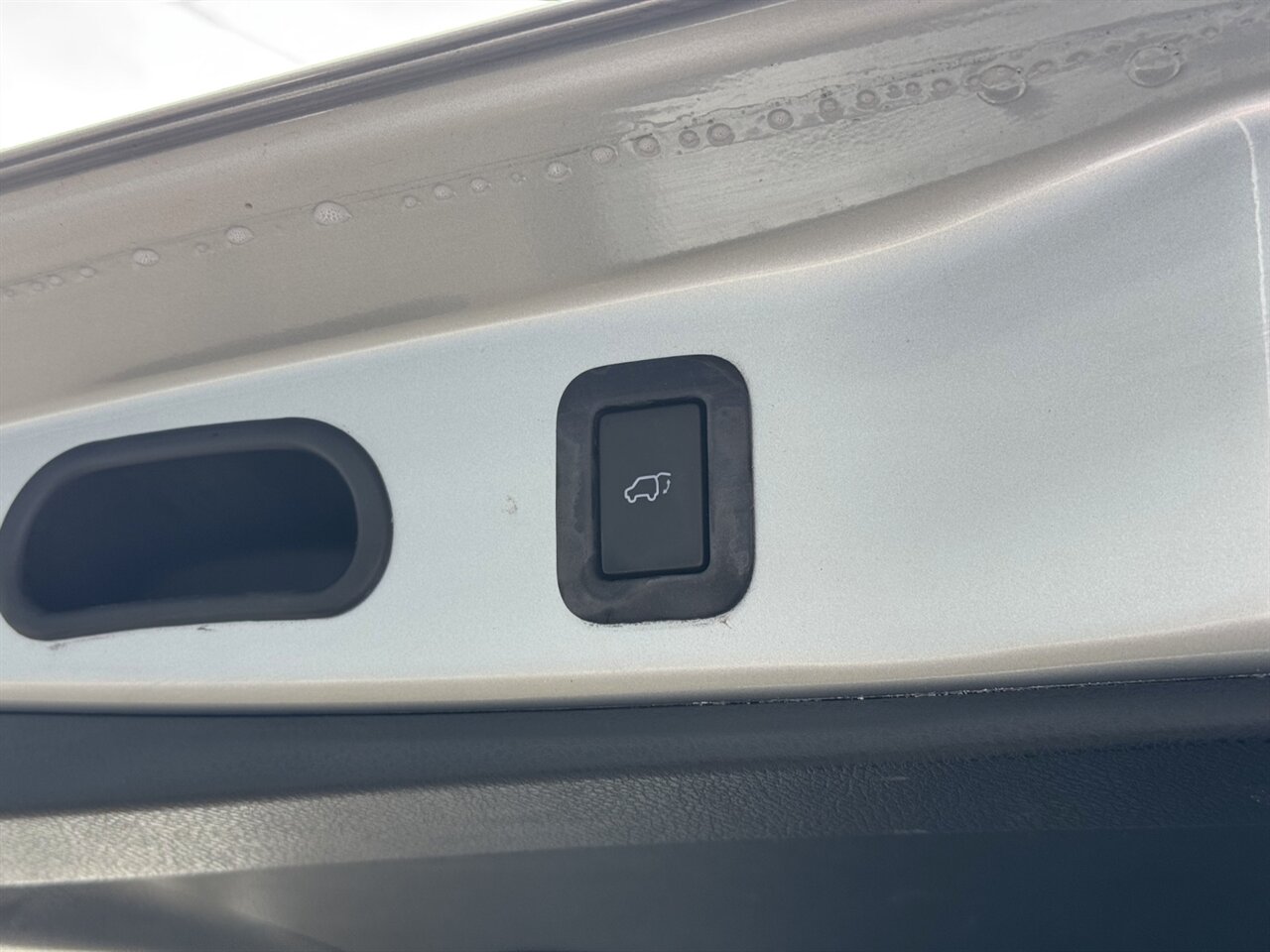 2015 Toyota Highlander Limited AWD NAV ADAPTIVE ONLY 61K MILES - Photo 17 - Portland, OR 97211