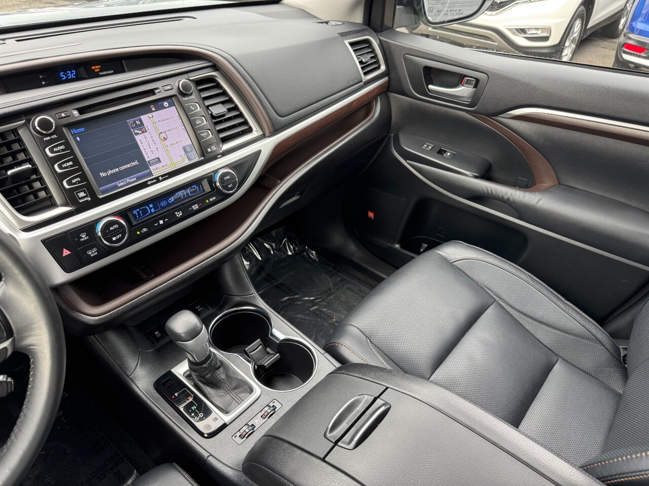 2015 Toyota Highlander Limited AWD NAV ADAPTIVE ONLY 61K MILES - Photo 30 - Portland, OR 97211