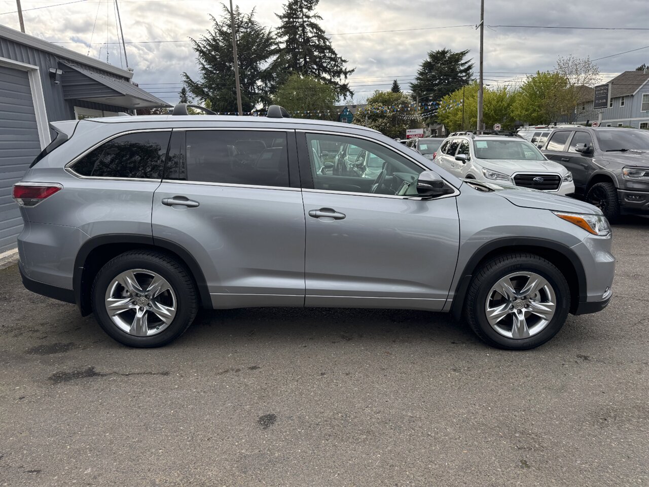 2015 Toyota Highlander Limited AWD NAV ADAPTIVE ONLY 61K MILES - Photo 7 - Portland, OR 97211