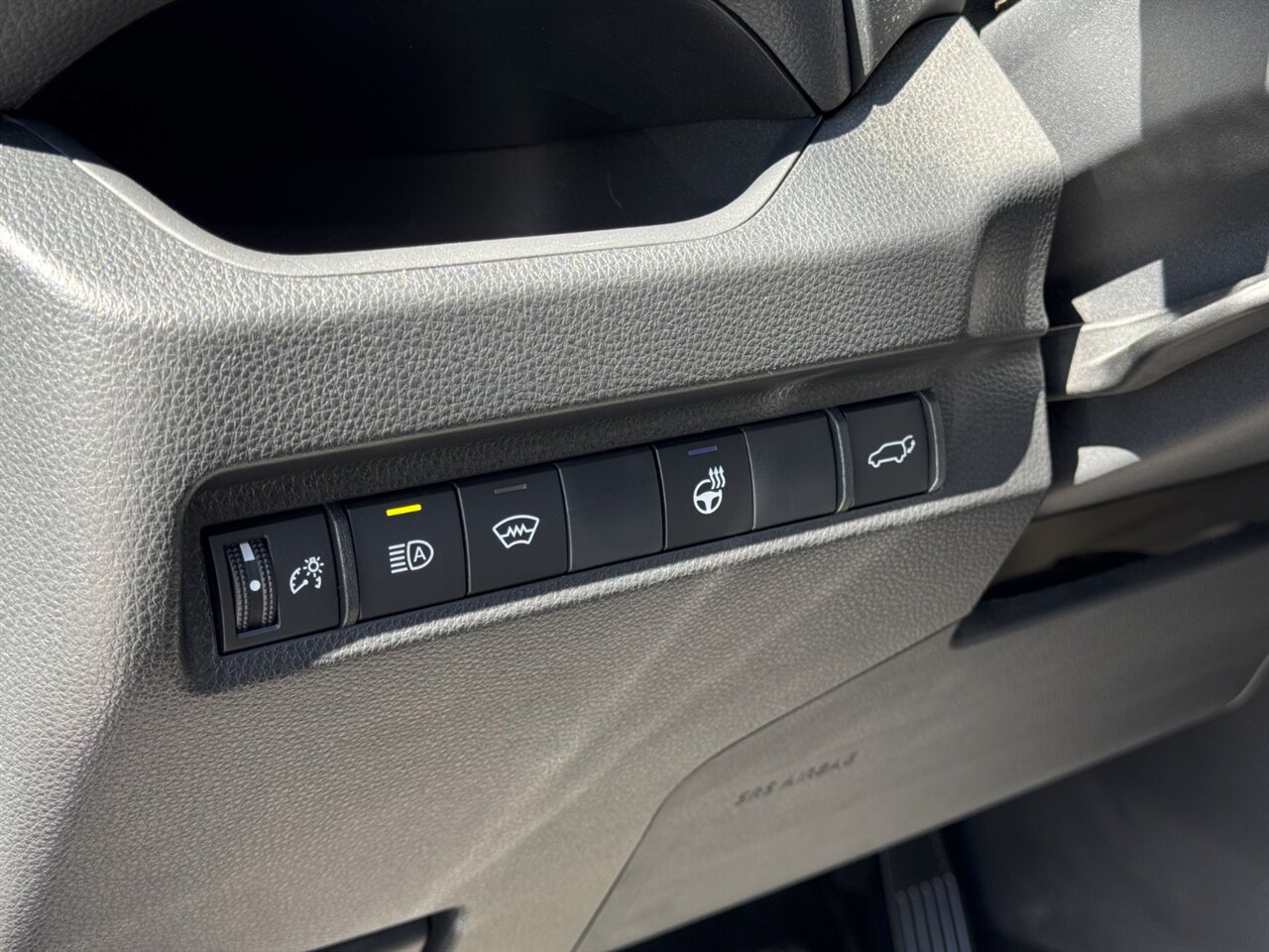 2025 Toyota RAV4 Hybrid XLE Premium AWD - Photo 22 - Portland, OR 97211