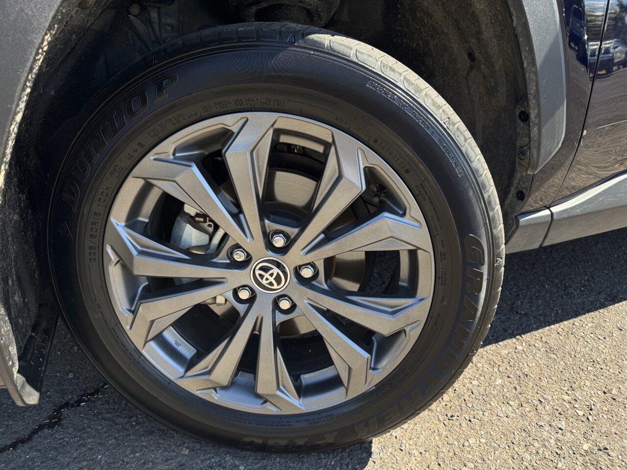 2025 Toyota RAV4 Hybrid XLE Premium AWD - Photo 35 - Portland, OR 97211