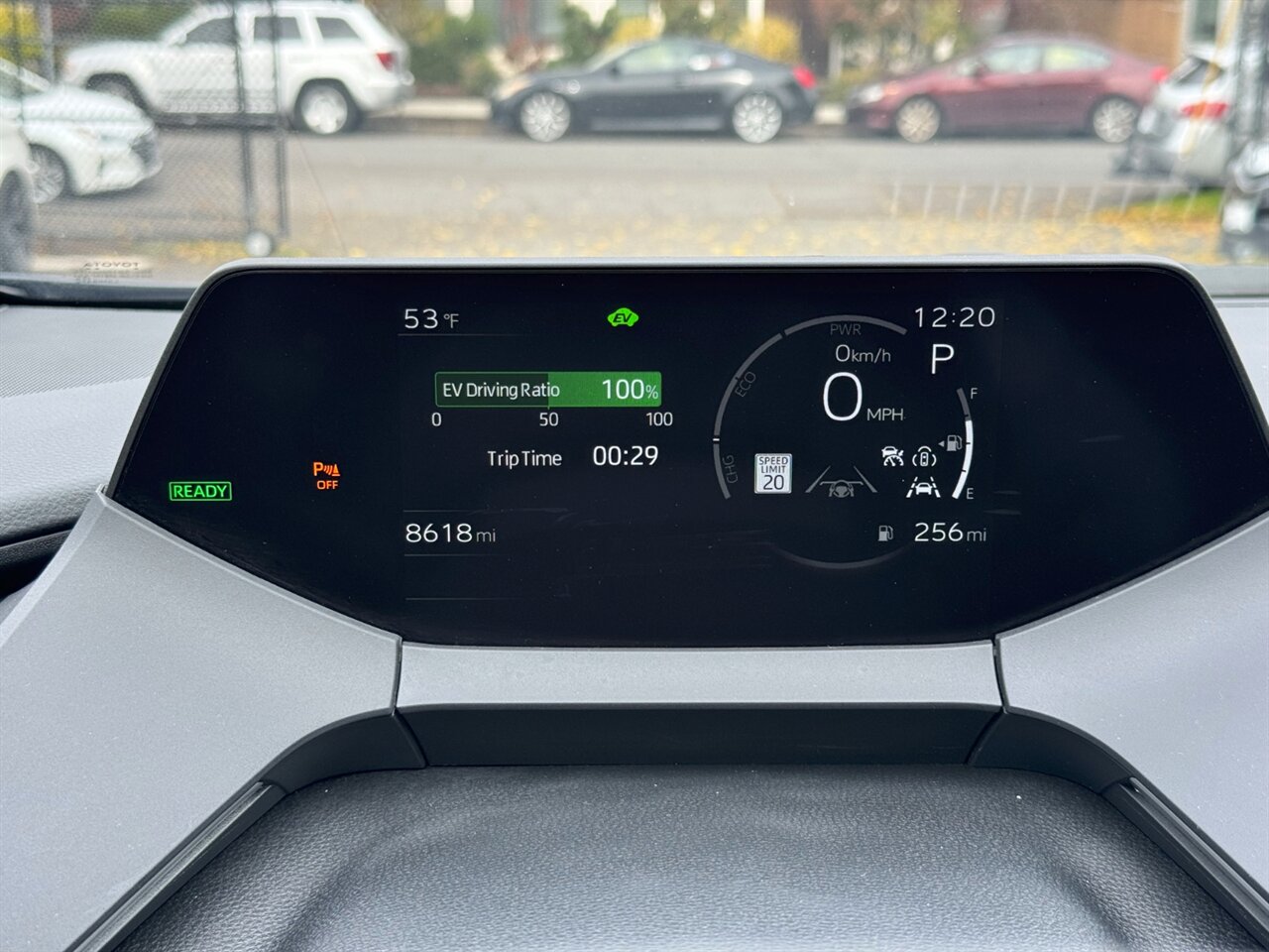 2024 Toyota Prius XLE AWD   - Photo 8 - Portland, OR 97211