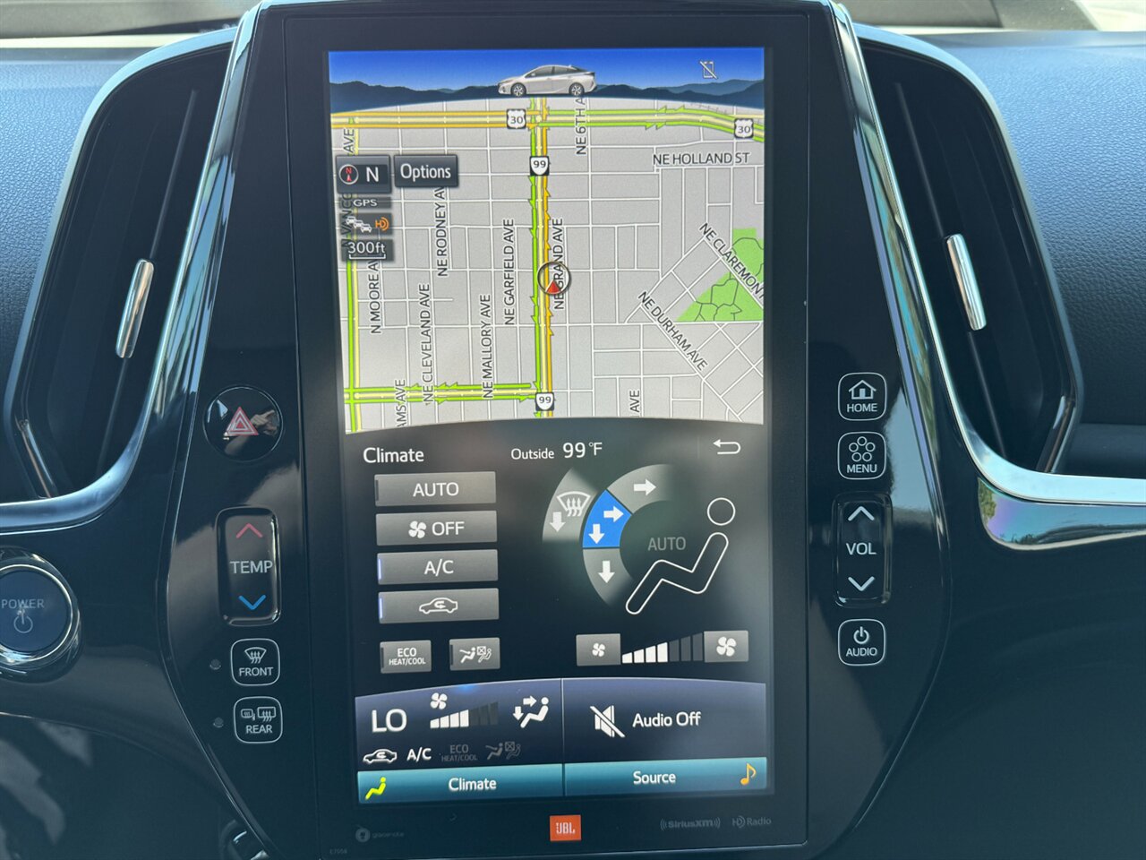 2021 Toyota Prius Prime Limited ONLY 31K MILES - Photo 19 - Portland, OR 97211