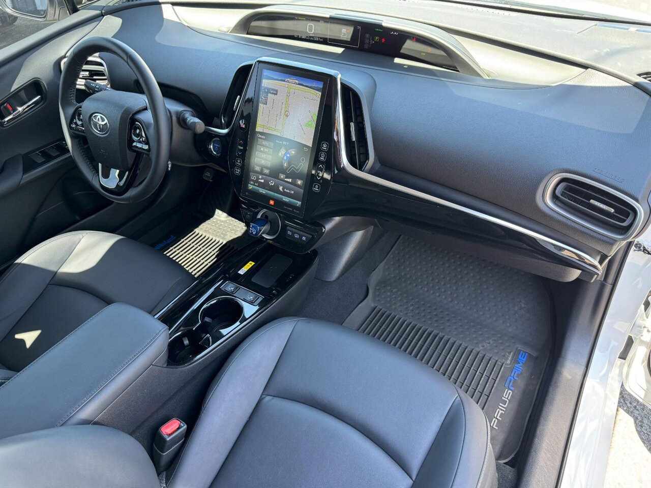 2021 Toyota Prius Prime Limited ONLY 31K MILES - Photo 15 - Portland, OR 97211