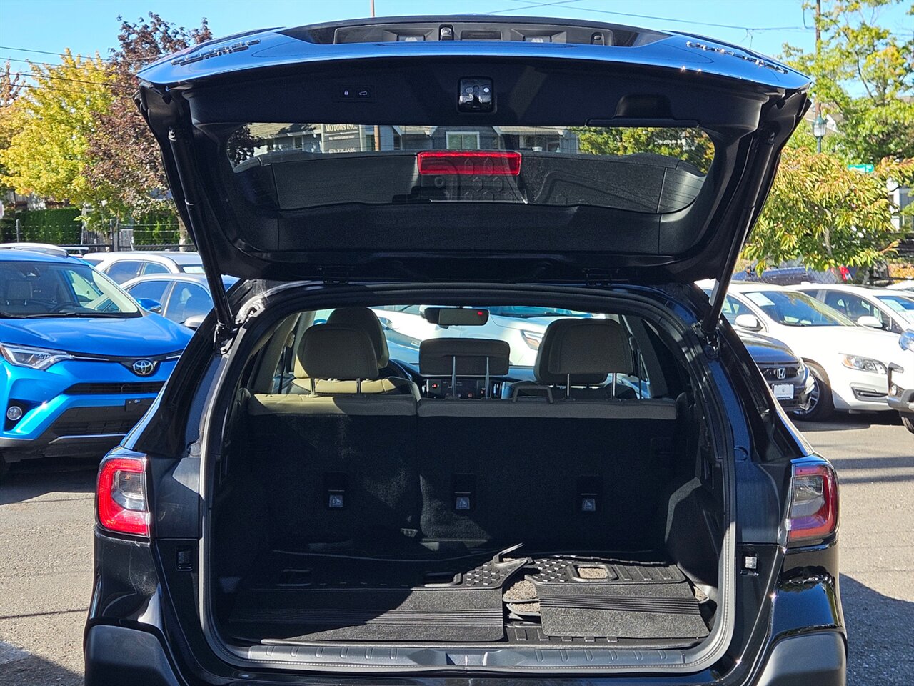 2021 Subaru Outback Limited SUNROOF ADAPTIVE CRUISE - Photo 10 - Portland, OR 97211