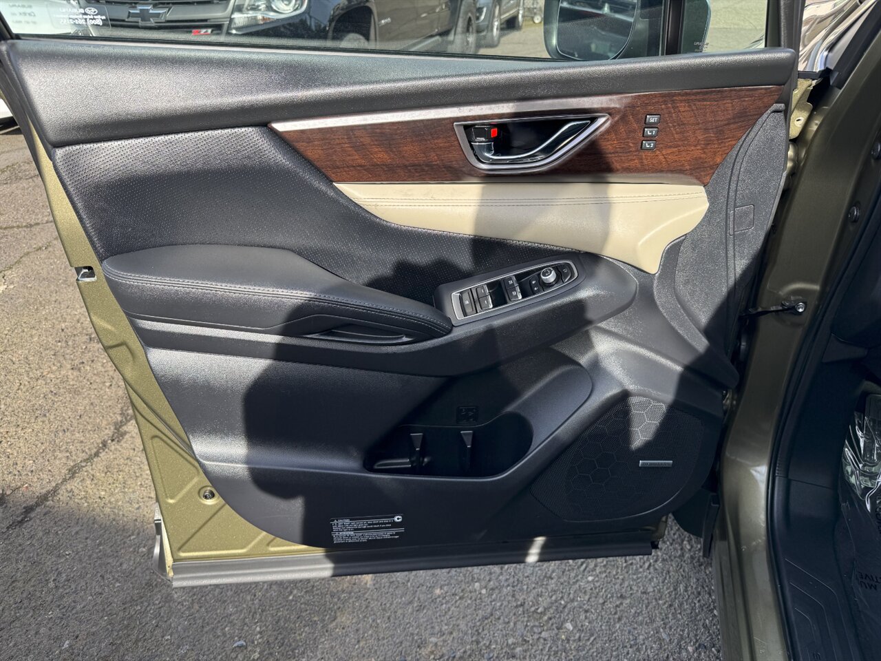 2022 Subaru Ascent Touring   - Photo 12 - Portland, OR 97211