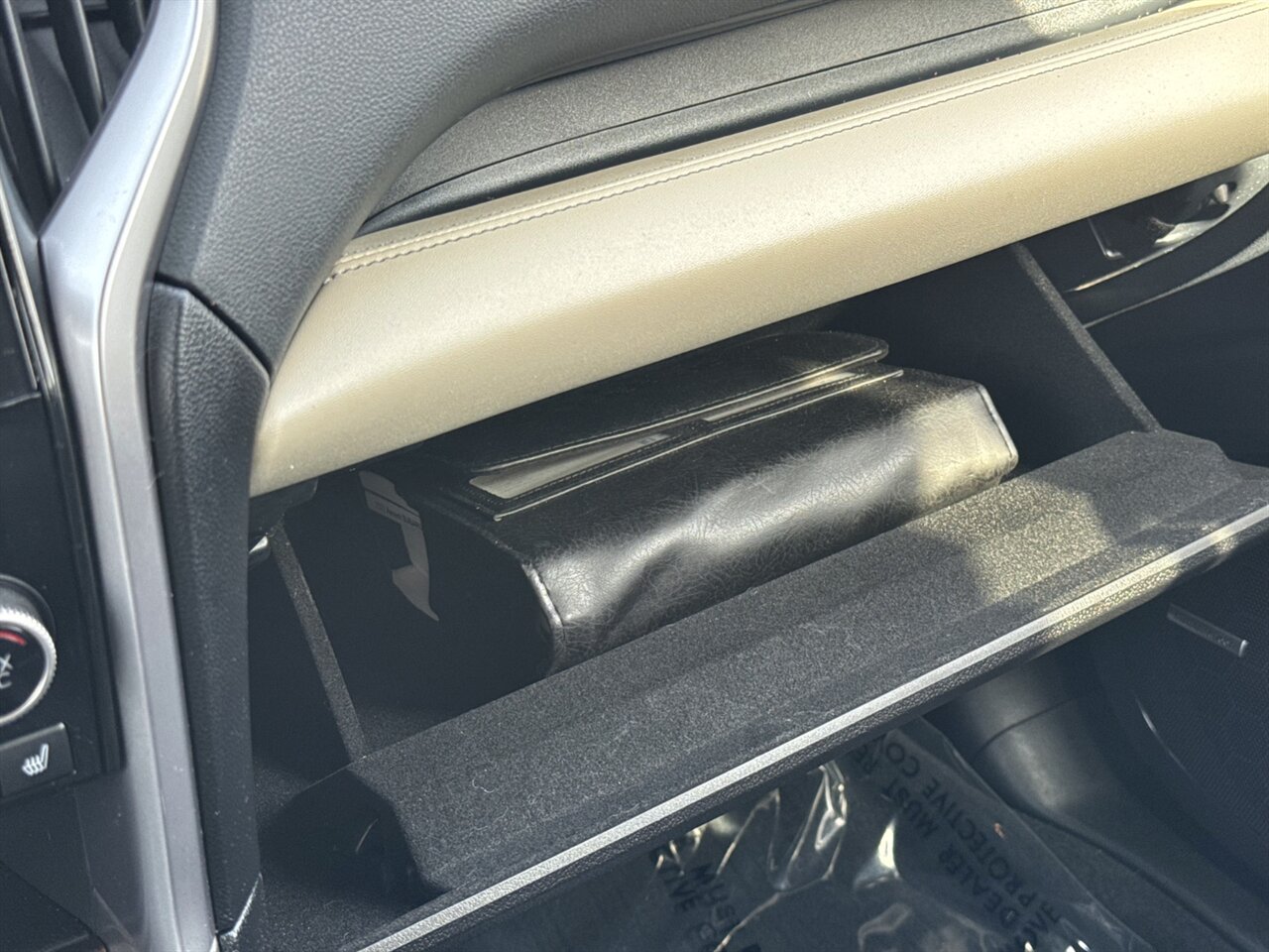 2022 Subaru Ascent Touring   - Photo 35 - Portland, OR 97211