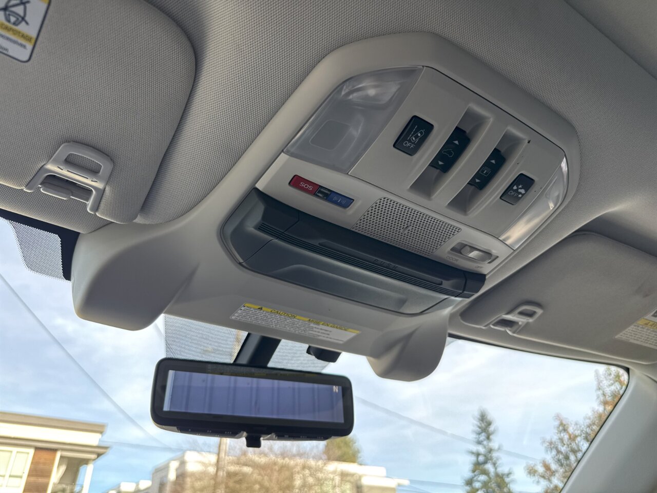 2022 Subaru Ascent Touring   - Photo 31 - Portland, OR 97211