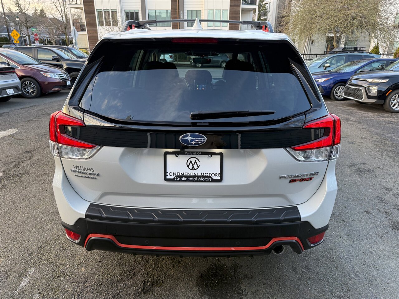 2023 Subaru Forester Sport ADAPTIVE CRUISE ONLY 25K MILES   - Photo 9 - Portland, OR 97211