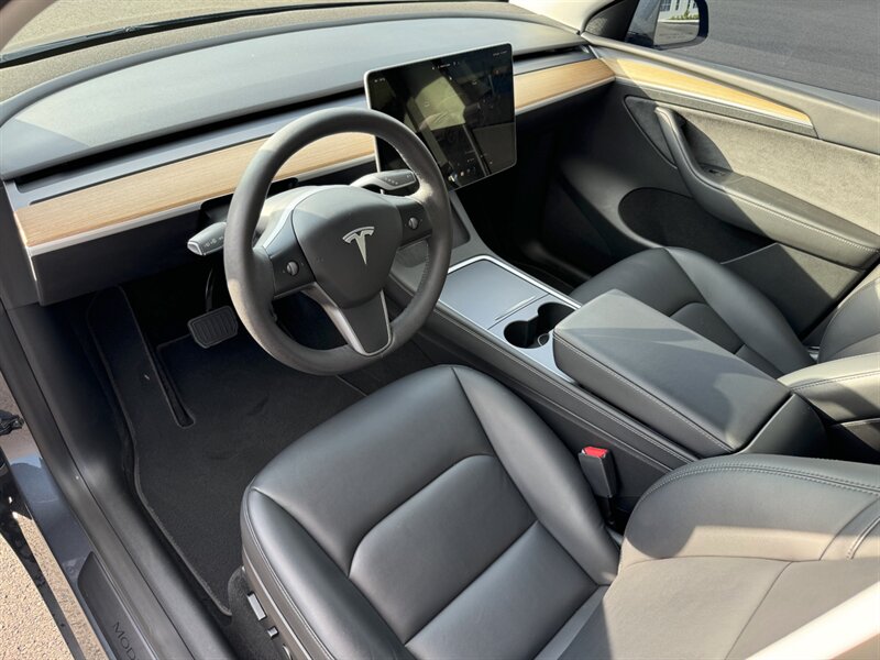 2023 Tesla Model Y Long Range AWD  