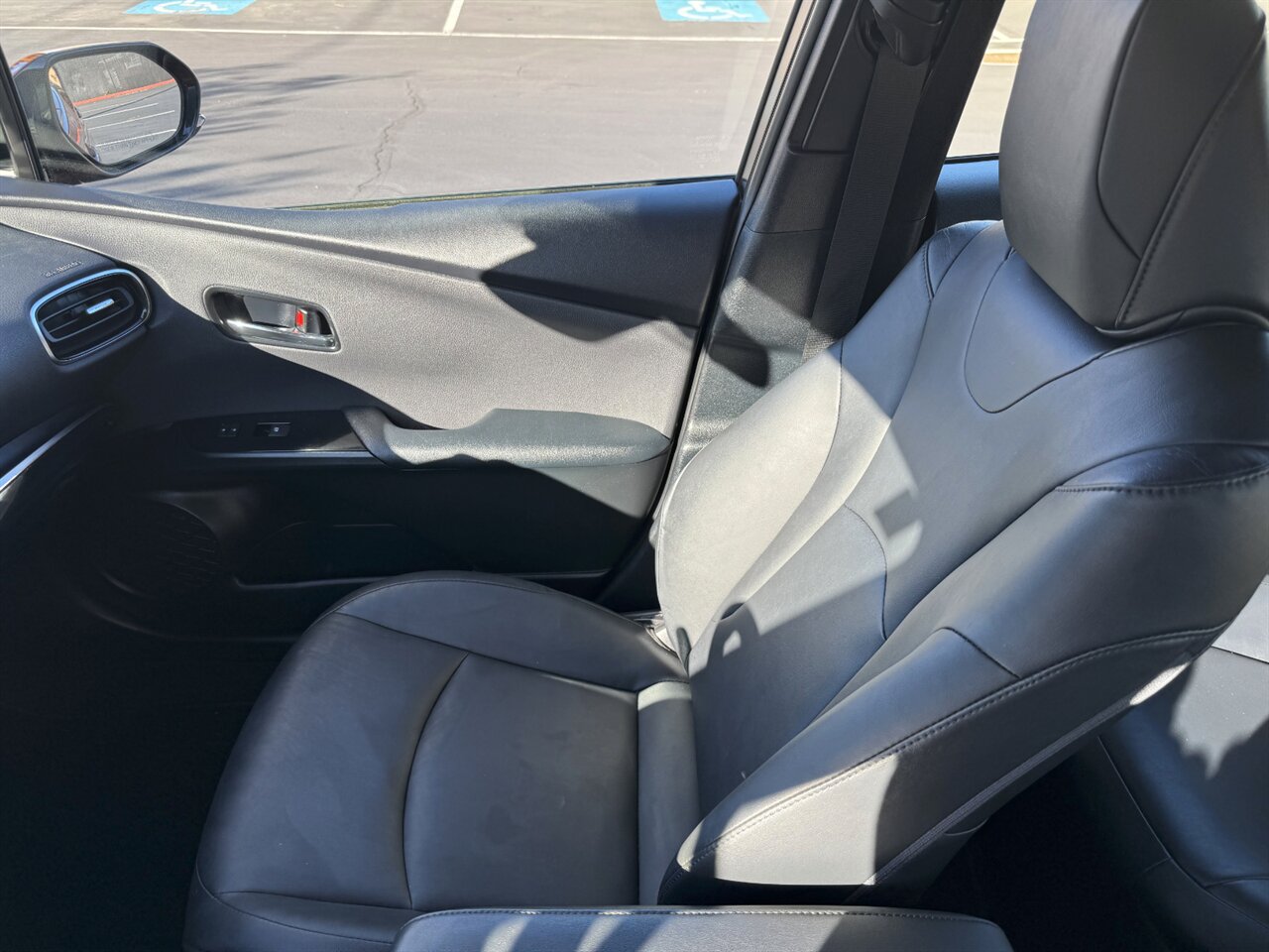 2017 Toyota Prius Prime 5K OFF WITH CHARGE AHEAD VOUCHER - Photo 26 - Portland, OR 97211
