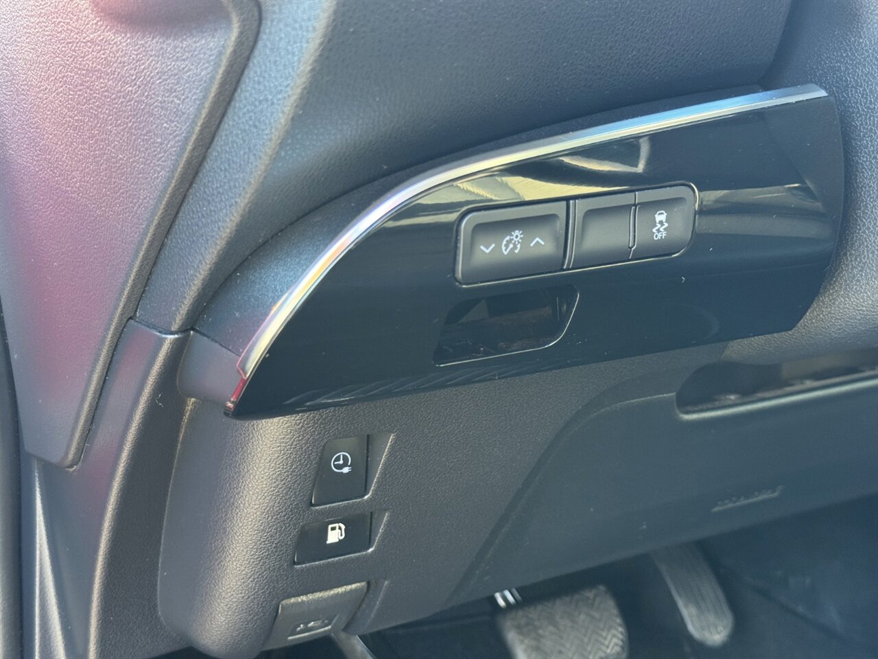 2017 Toyota Prius Prime 5K OFF WITH CHARGE AHEAD VOUCHER - Photo 19 - Portland, OR 97211