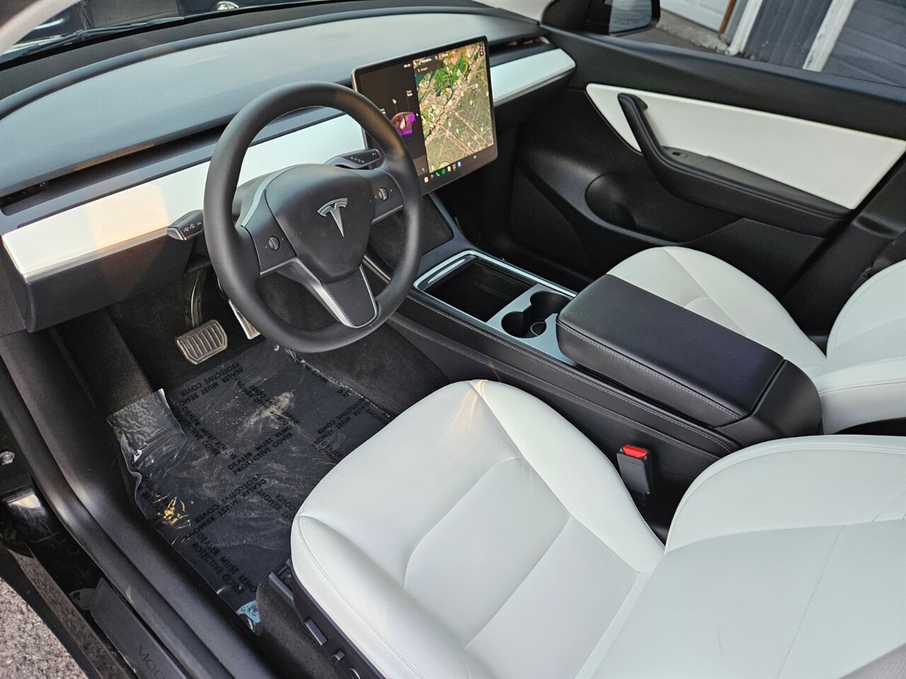 2022 Tesla Model Y Long Range Dual Motor QUALIFIES FOR REBATE   - Photo 2 - Portland, OR 97211