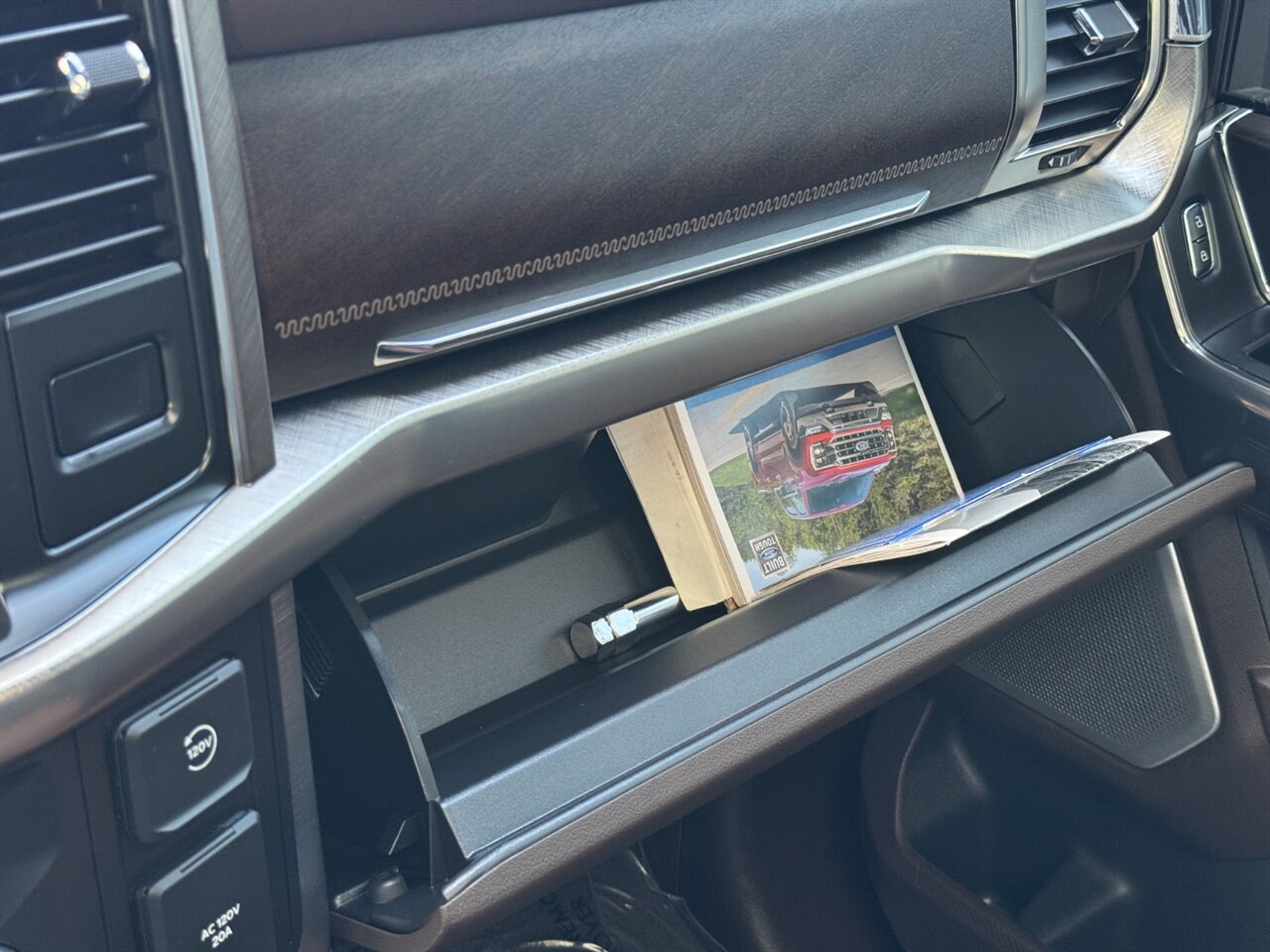 2021 Ford F-150 King Ranch 4X4 6.5 BED HYBRID 1-OWNER - Photo 37 - Portland, OR 97211