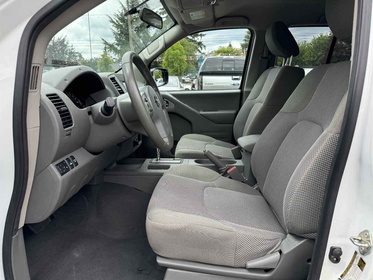 2019 Nissan Frontier SV 4X4 BACKUP CAMERA   - Photo 10 - Portland, OR 97211