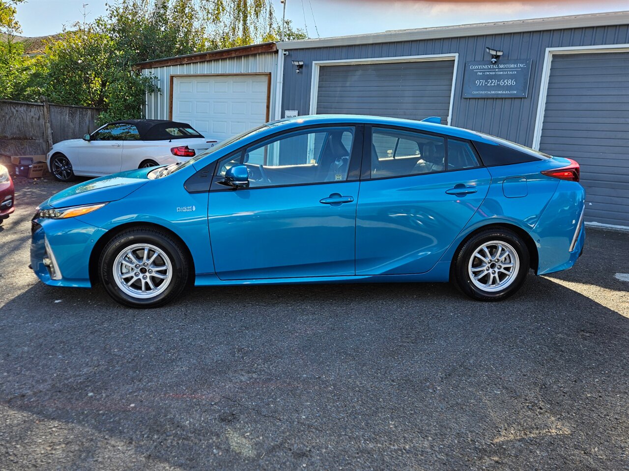 2020 Toyota Prius Prime Limited ADAPTIVE CRUISE - Photo 3 - Portland, OR 97211