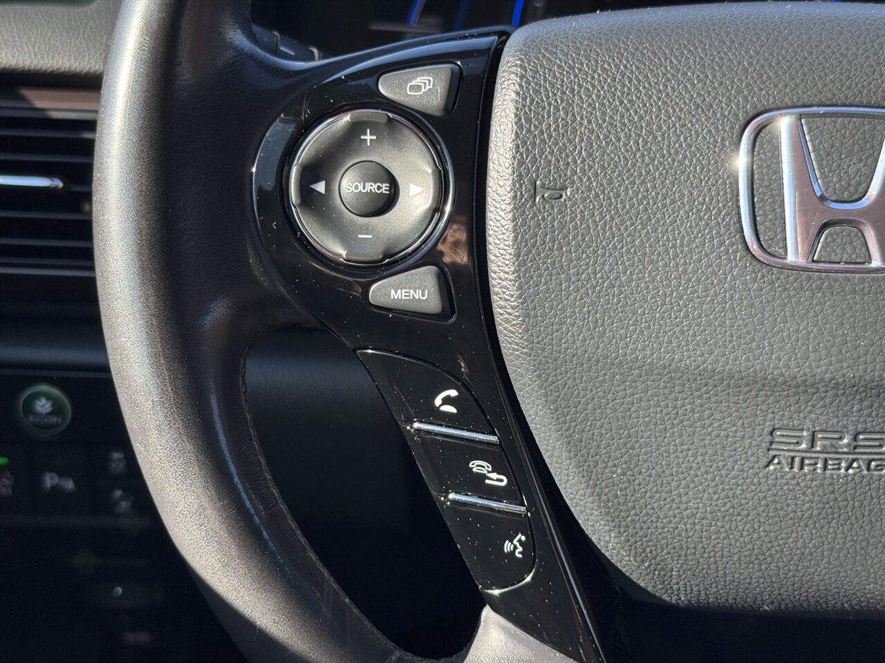 2017 Honda Accord Hybrid Touring 47 AVG MPG ADAPTIVE BLINDSPOT - Photo 22 - Portland, OR 97211