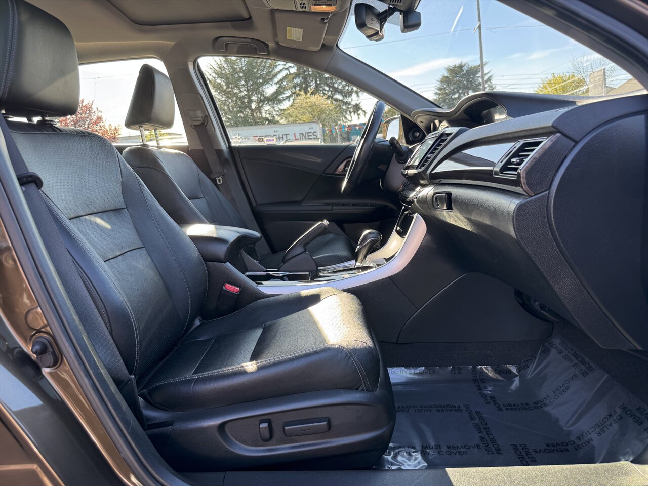 2017 Honda Accord Hybrid Touring 47 AVG MPG ADAPTIVE BLINDSPOT - Photo 18 - Portland, OR 97211