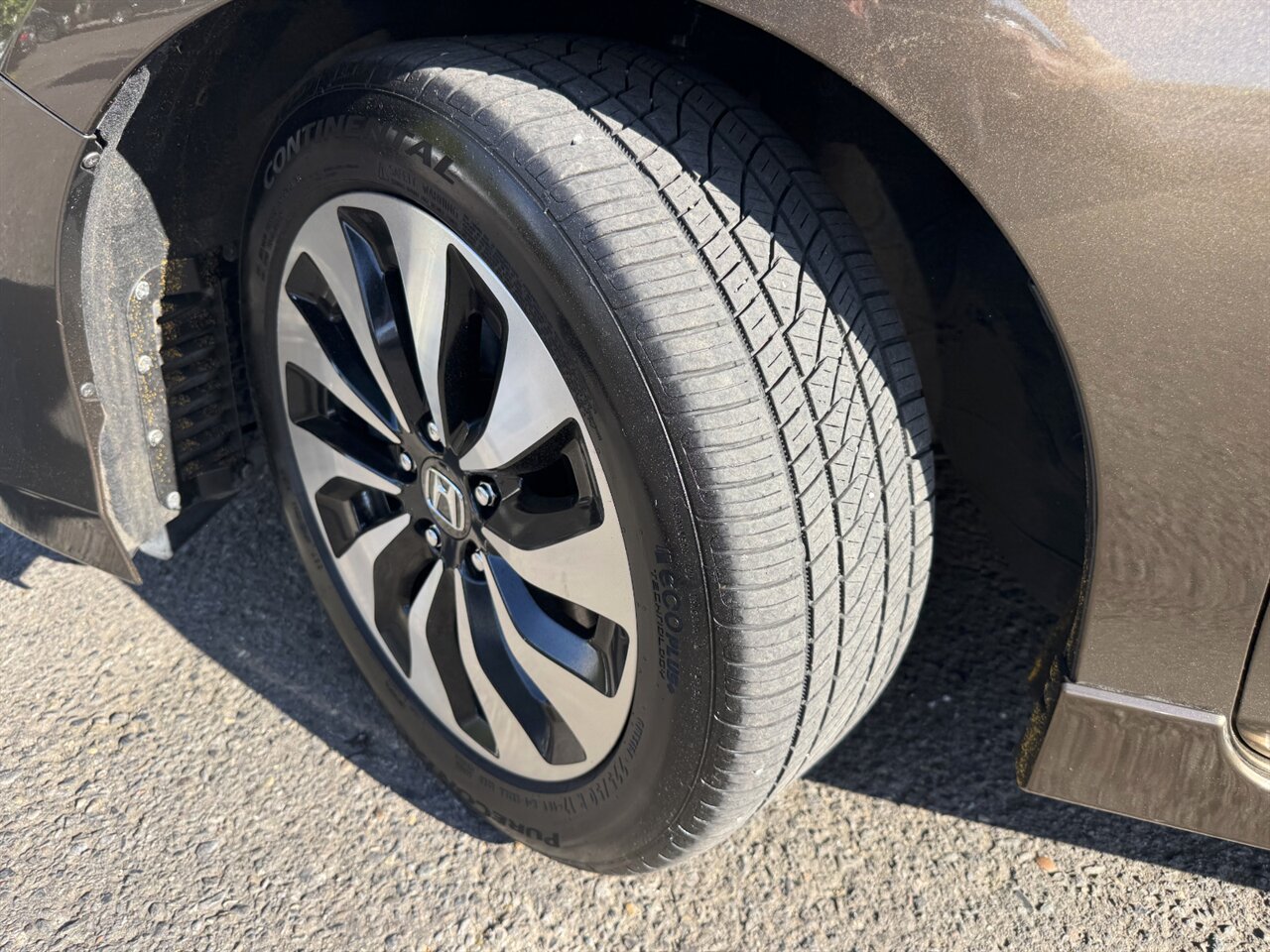 2017 Honda Accord Hybrid Touring 47 AVG MPG ADAPTIVE BLINDSPOT - Photo 32 - Portland, OR 97211