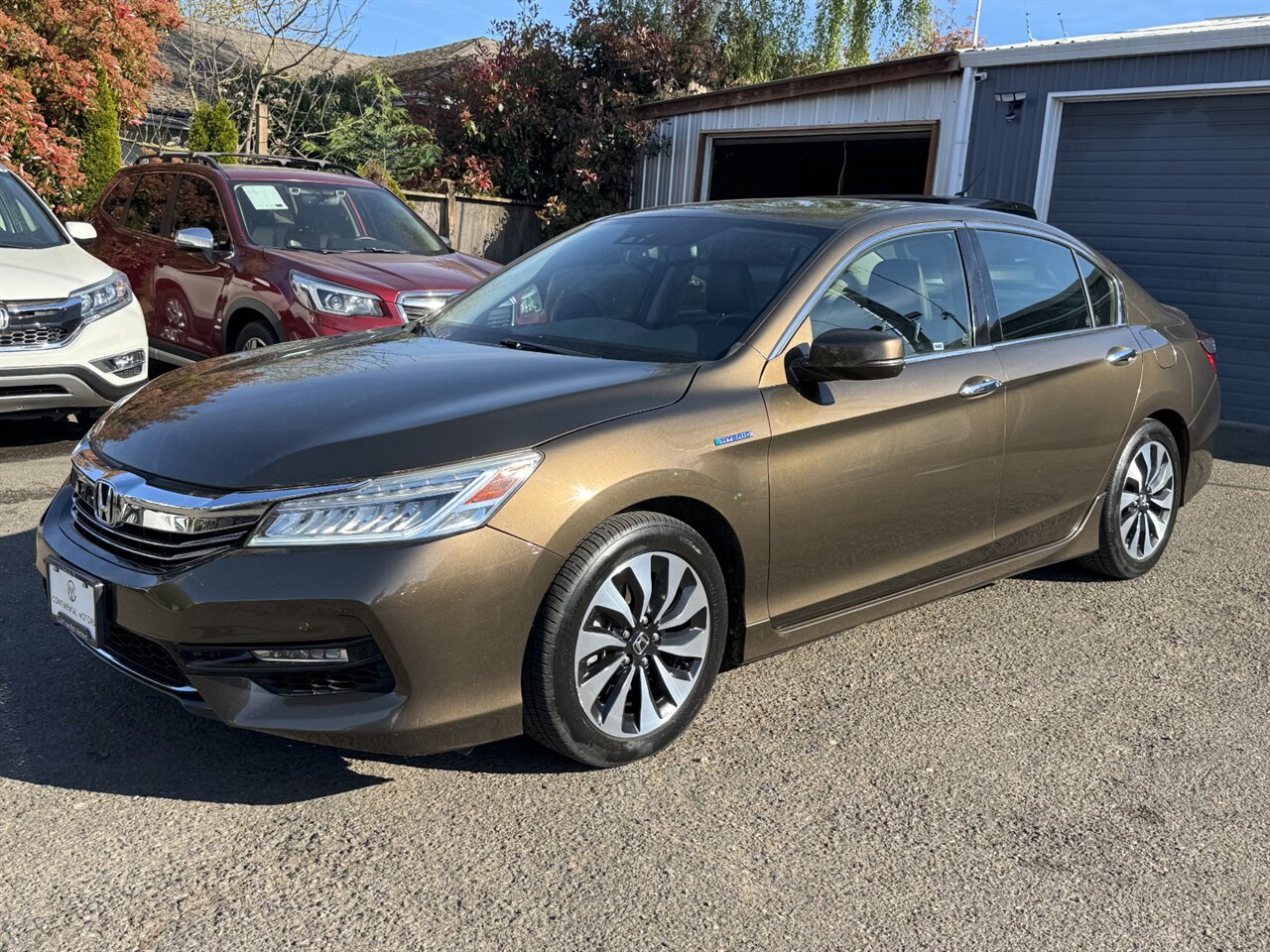 2017 Honda Accord Hybrid Touring 47 AVG MPG ADAPTIVE BLINDSPOT - Photo 4 - Portland, OR 97211