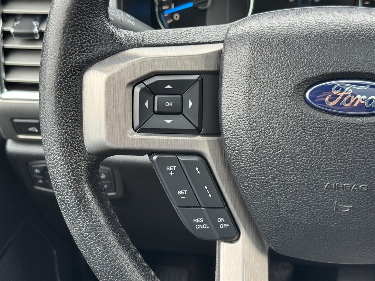 2015 Ford F-150 Platinum 4x4 ADAPTIVE CRUISE PANORAMA   - Photo 23 - Portland, OR 97211