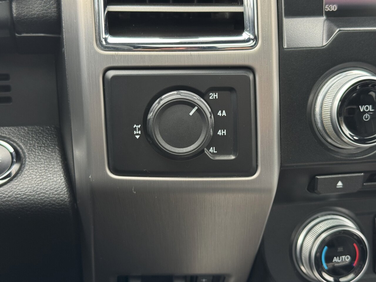 2015 Ford F-150 Platinum 4x4 ADAPTIVE CRUISE PANORAMA   - Photo 27 - Portland, OR 97211