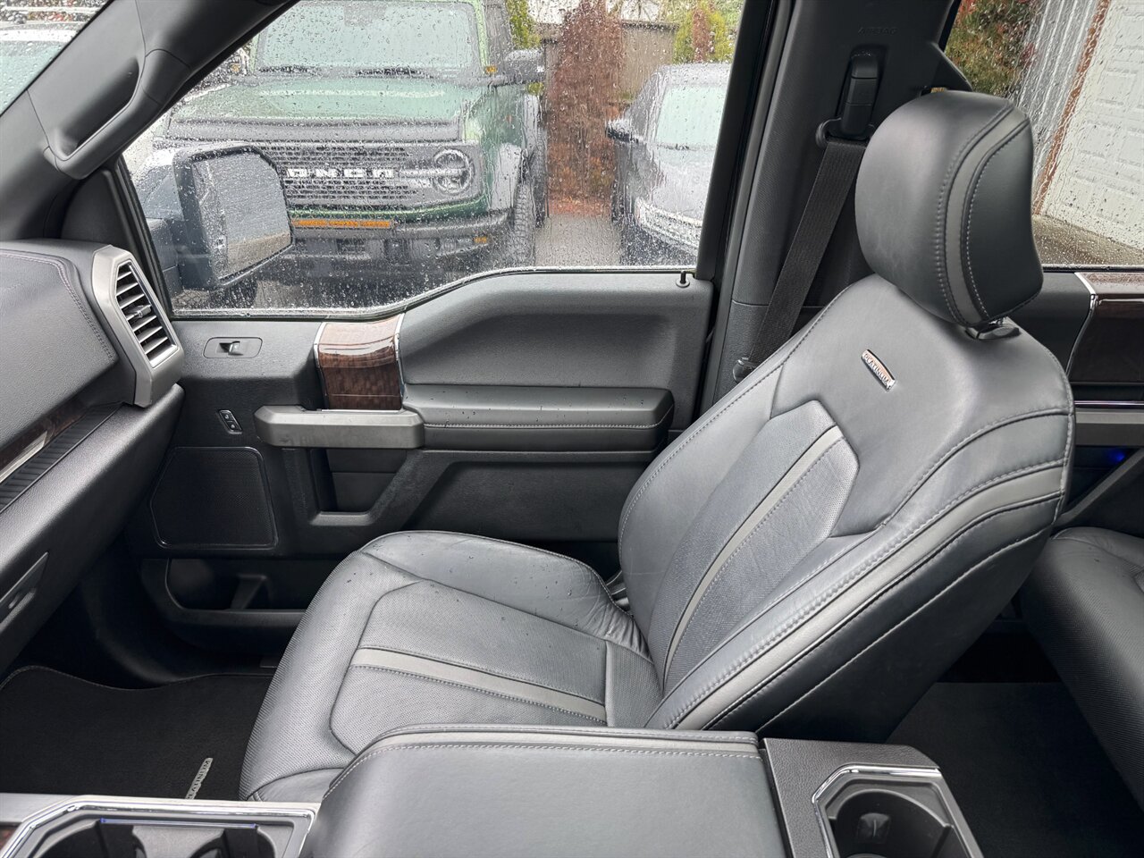 2015 Ford F-150 Platinum 4x4 ADAPTIVE CRUISE PANORAMA   - Photo 26 - Portland, OR 97211