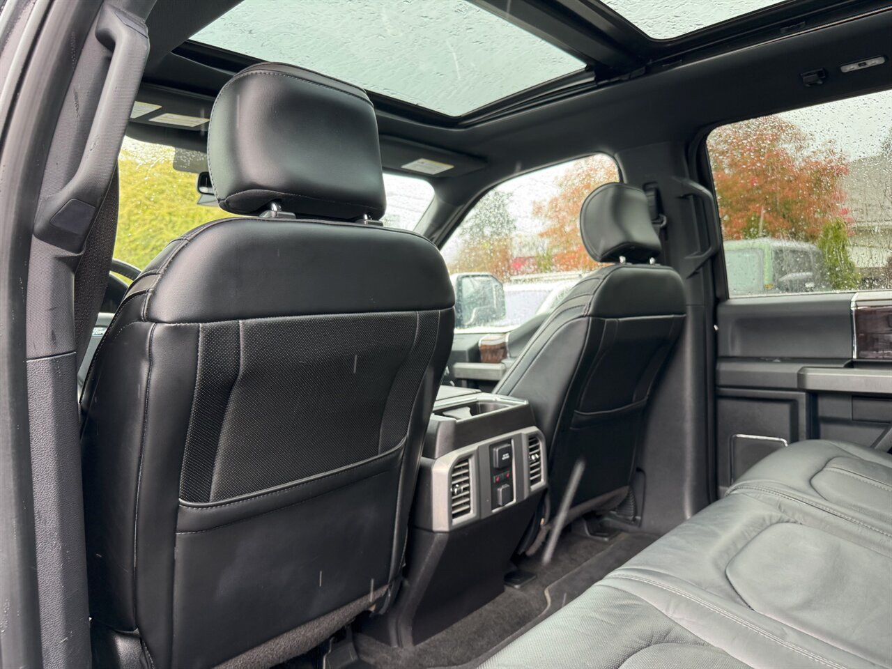 2015 Ford F-150 Platinum 4x4 ADAPTIVE CRUISE PANORAMA   - Photo 14 - Portland, OR 97211