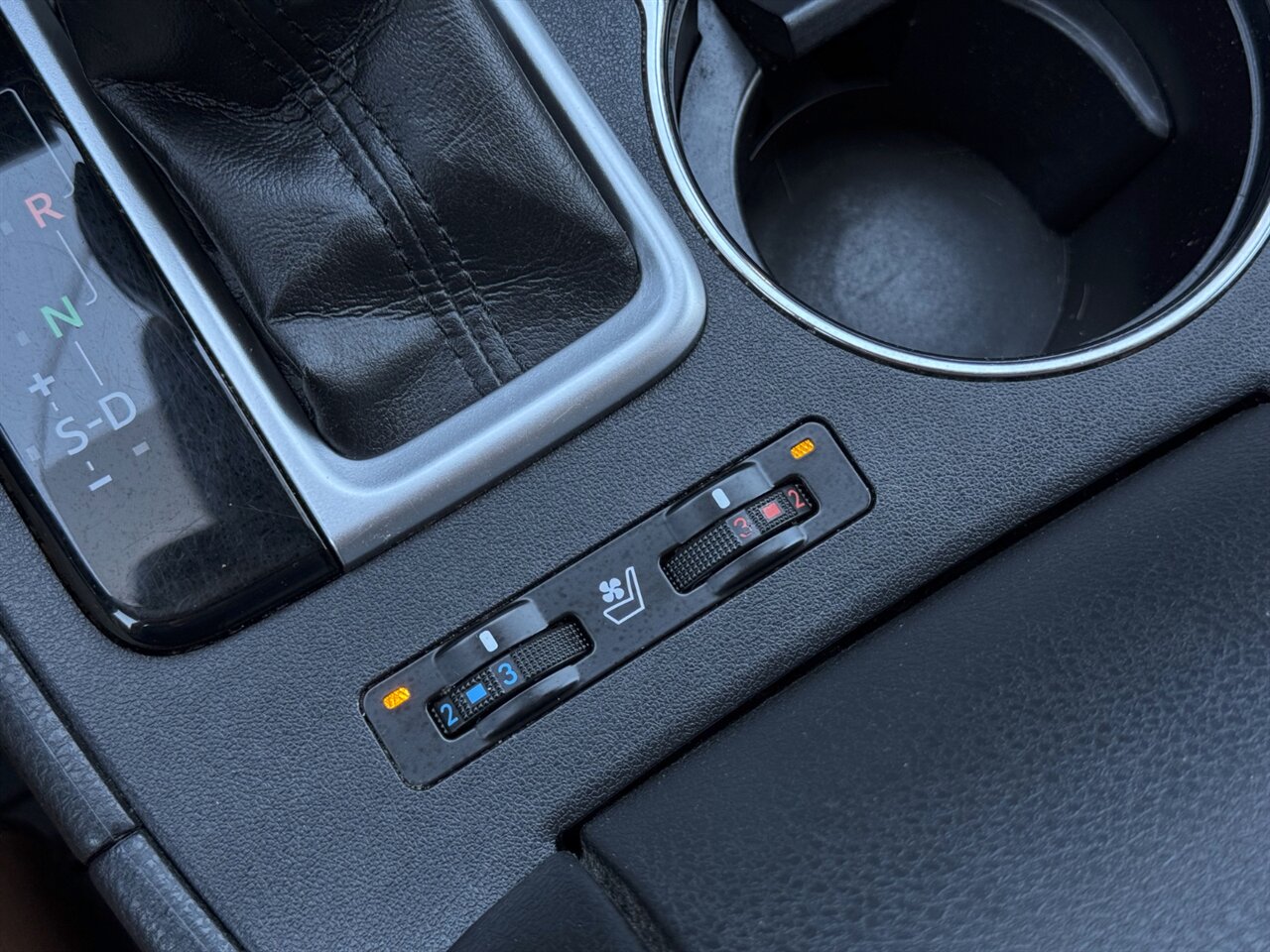 2019 Toyota Highlander Limited AWD ADAPTIVE CRUISE 1-OWNER - Photo 34 - Portland, OR 97211