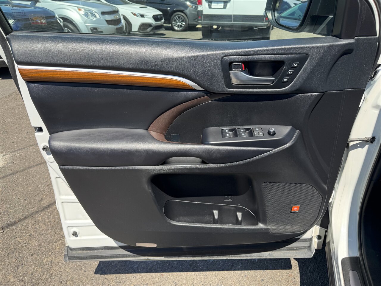 2019 Toyota Highlander Limited AWD ADAPTIVE CRUISE 1-OWNER - Photo 12 - Portland, OR 97211