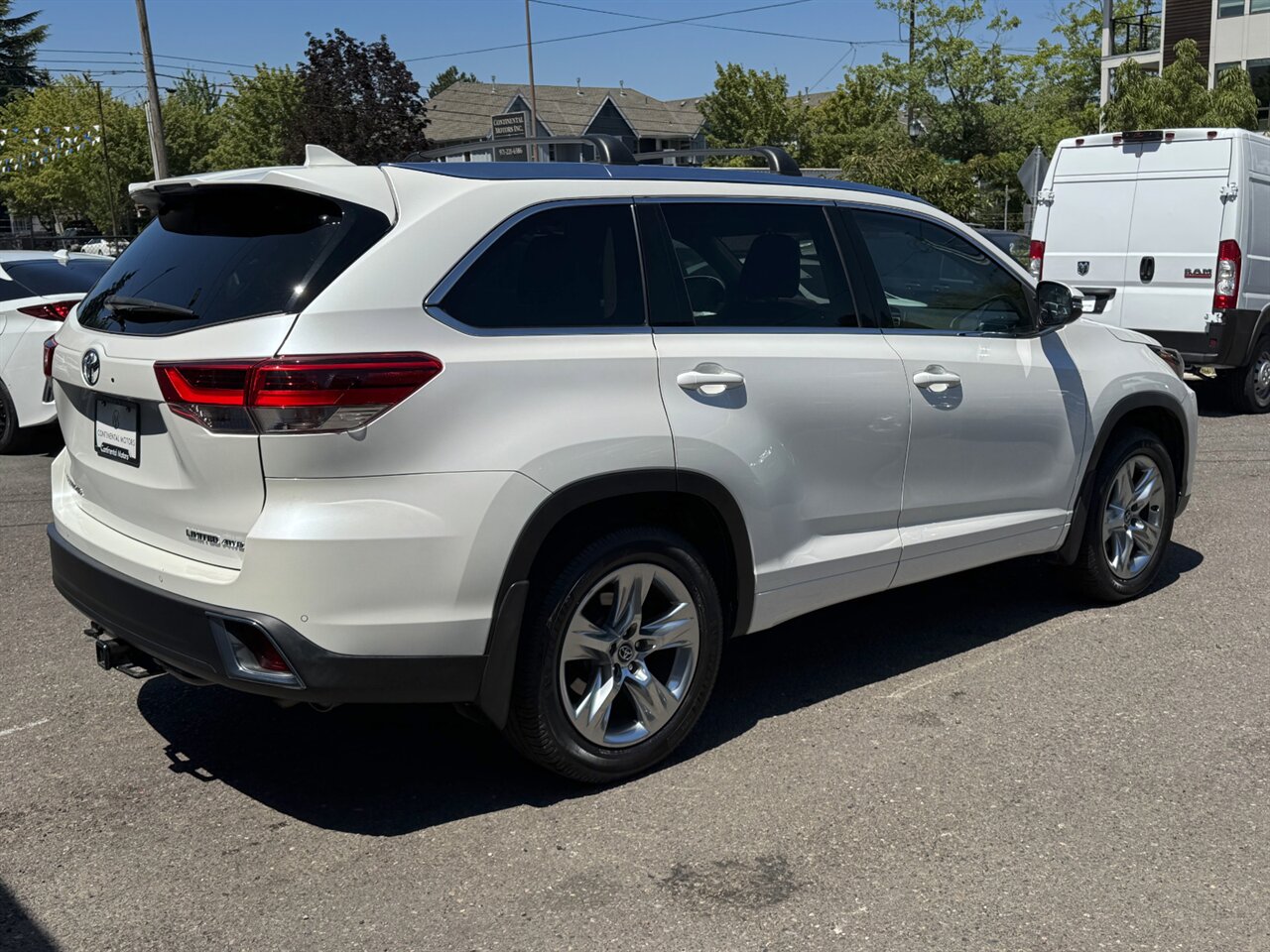2019 Toyota Highlander Limited AWD ADAPTIVE CRUISE 1-OWNER - Photo 8 - Portland, OR 97211