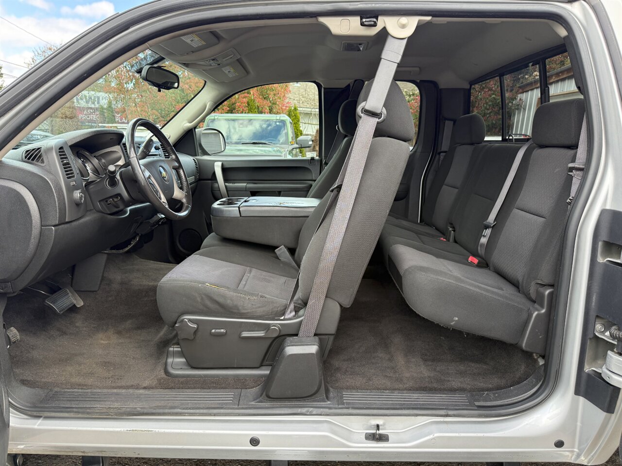 2011 Chevrolet Silverado 1500 LT 4WD REMOTE START RARE LONG BED   - Photo 12 - Portland, OR 97211