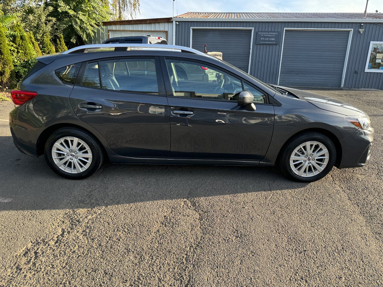 2018 Subaru Impreza Premium HEATED SEATS   - Photo 6 - Portland, OR 97211