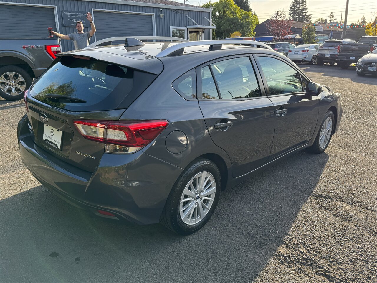 2018 Subaru Impreza Premium HEATED SEATS   - Photo 7 - Portland, OR 97211